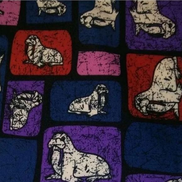 New Lularoe TC Walrus blocks leggings - Picture 2 of 3